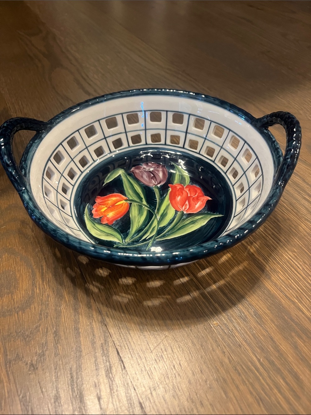 Dutch Delftware Tulip Bowl with Handles